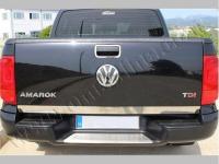 Volkswagen Amarok (09-) накладка хромированная на нижнюю кромку крышки багажника
