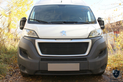 Peugeot Boxer (14–) Защита радиатора, чёрная, верх